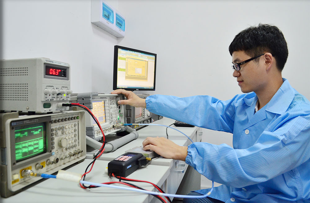 �����֤����