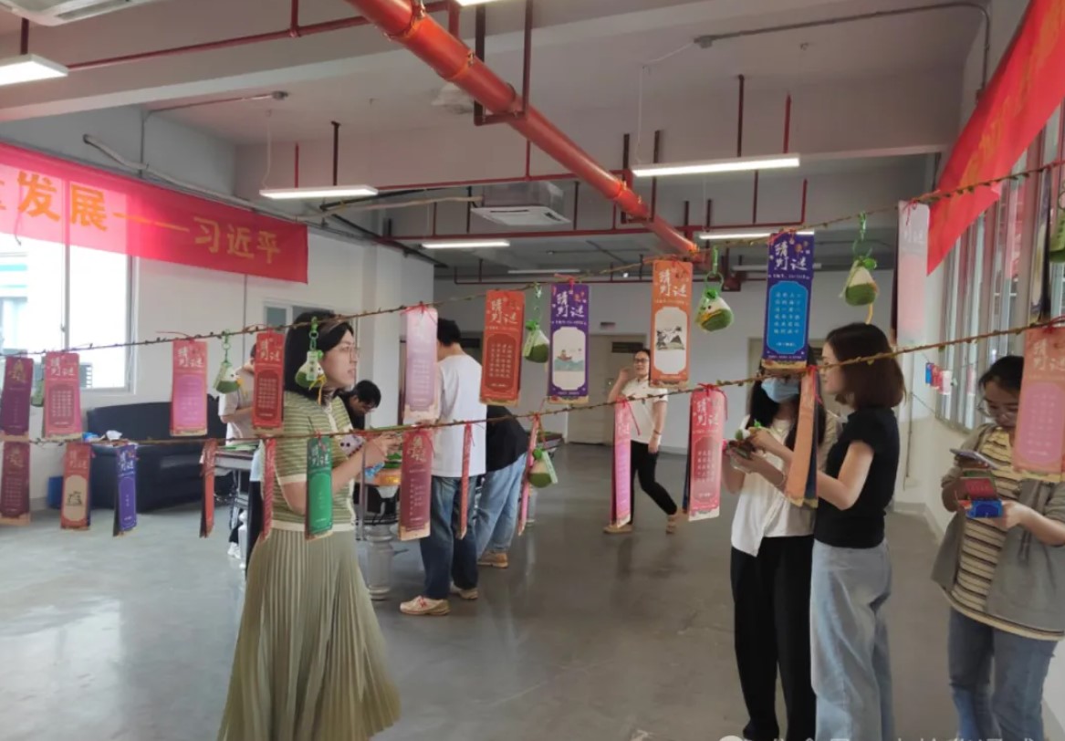 ˭������ա������м�pg�齫���˹��������ع���ٰ������������˶�